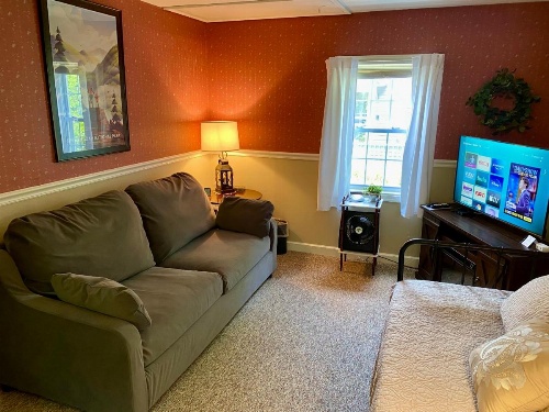 Family Farmhouse Inn image 39